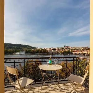 Bellevue Apartment Prague